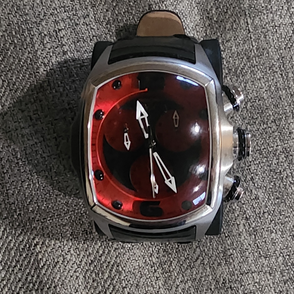 Invicta Men's Watch with Red and Black Dial - Picture 2 of 3